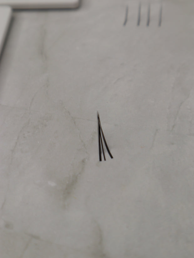 Matte Platinum Camellia Lash trays