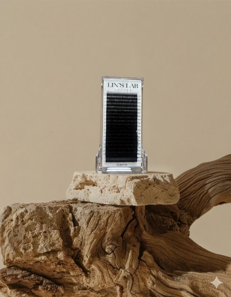 Matte Platinum Camellia Lash trays